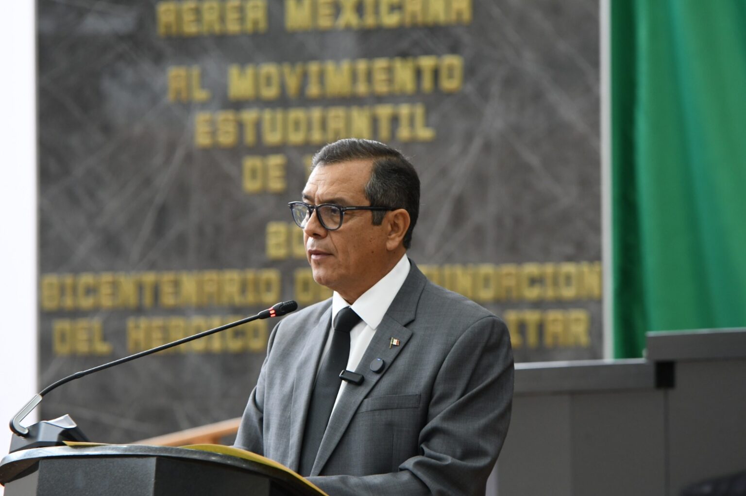 Derroche y opacidad en el Cuarto Informe estatal: morena