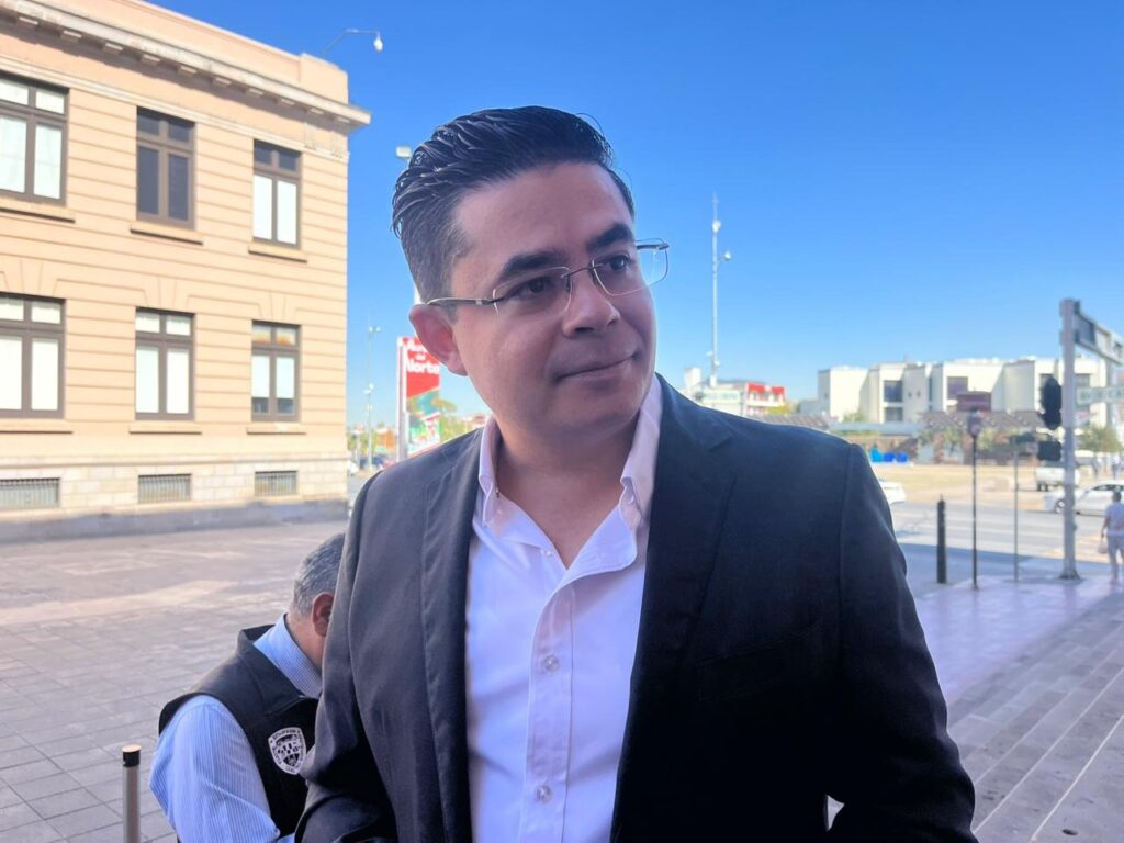 “Los verdaderos candidatos ciudadanos no nacen del poder ni usan a los partidos como trampolín”: Rafa Loera