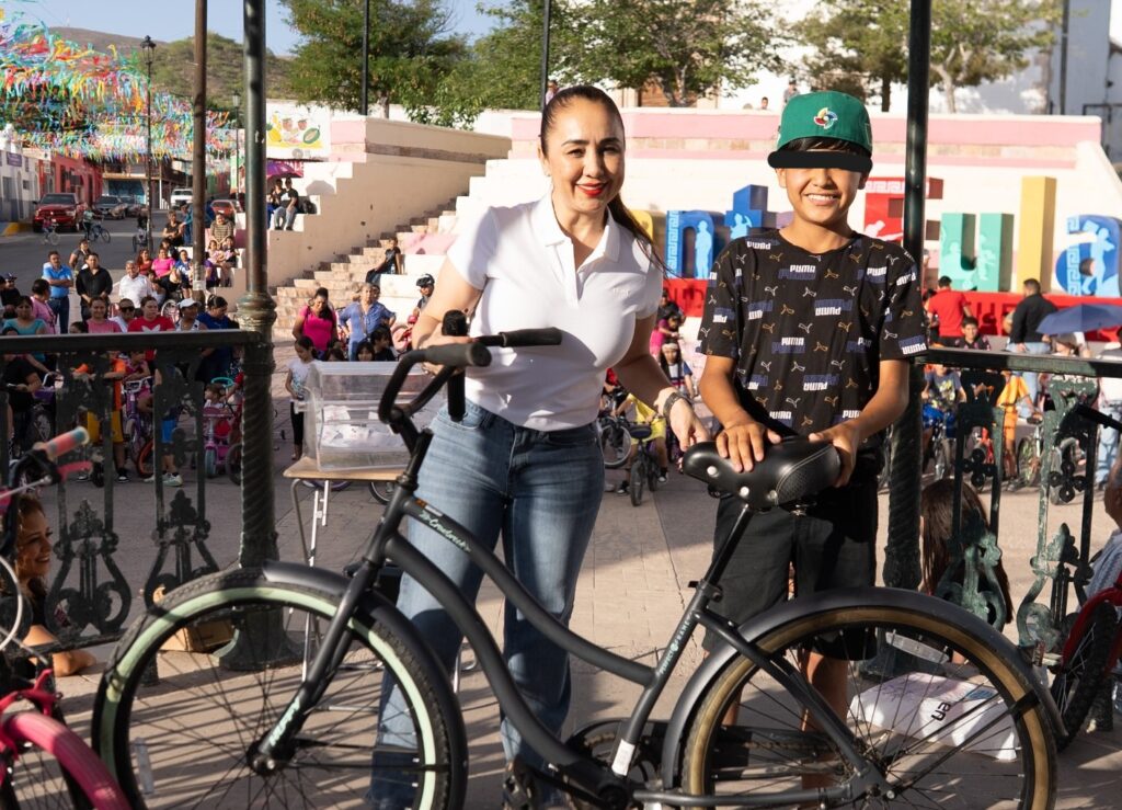 Promueven el uso de la bicicleta con paseo en Aquiles Serdán