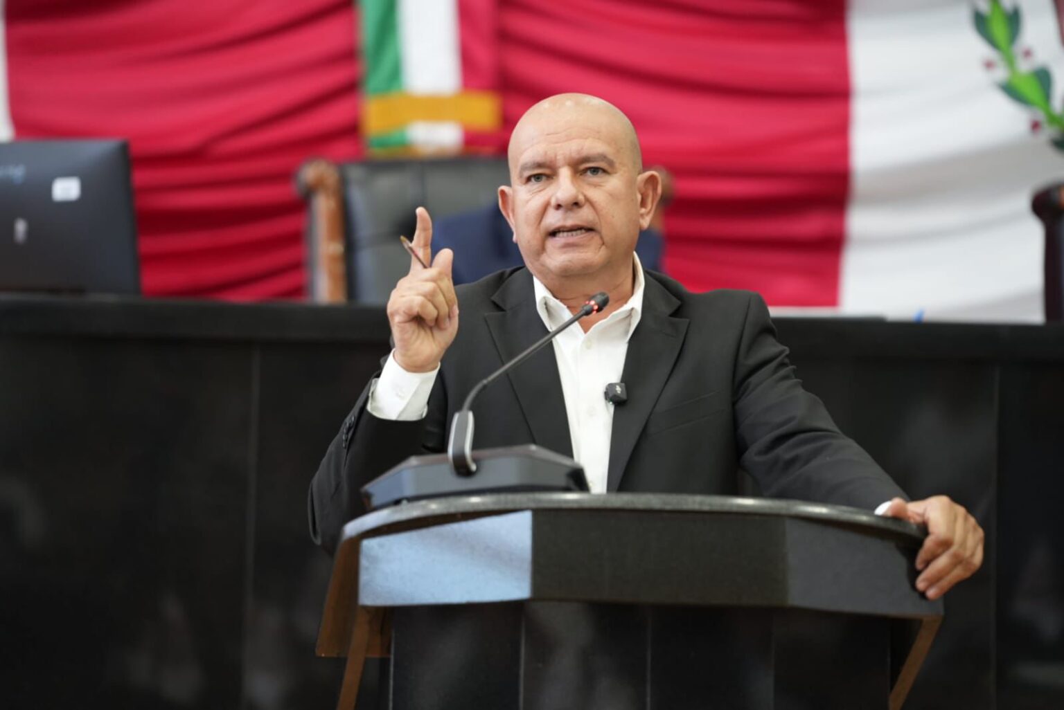 Movimiento Ciudadano, PRI, PAN, Verde y PT, le quitan a las y los ciudadanos el derecho a elegir Regidoras y Regidores: Cuauhtémoc Estrada