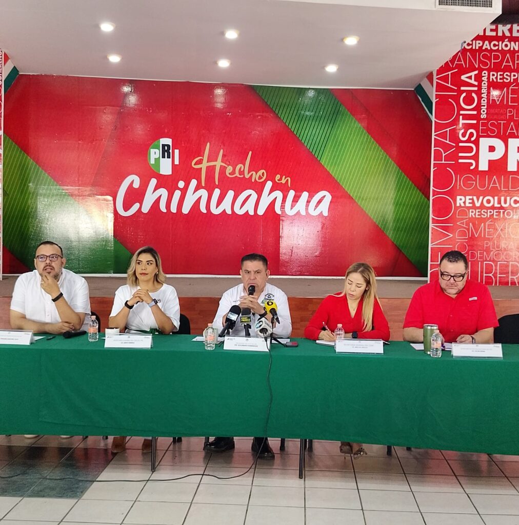 Morena pretende controlar la libertad de expresión con una «Ley Mordaza»: Alex Domínguez