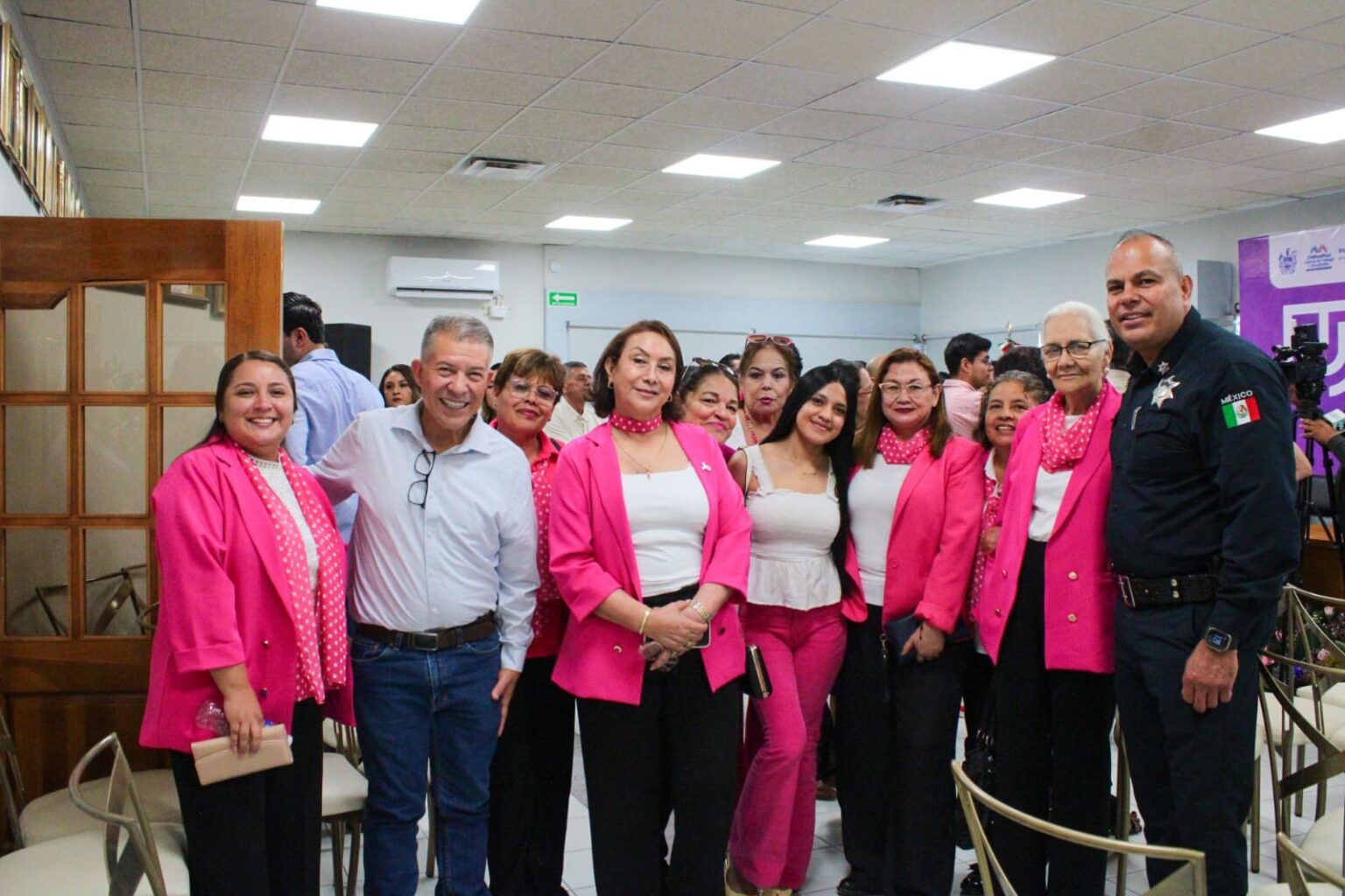 Pérez Pavía acompaña a Marco Bonilla en convenio de Universidad de Mujeres en Meoqui