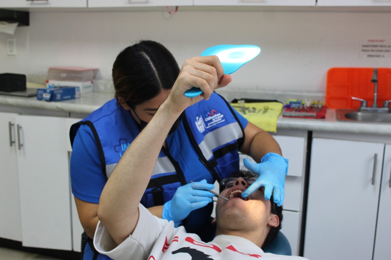 Ofrece IMPAS servicios dentales para toda la familia