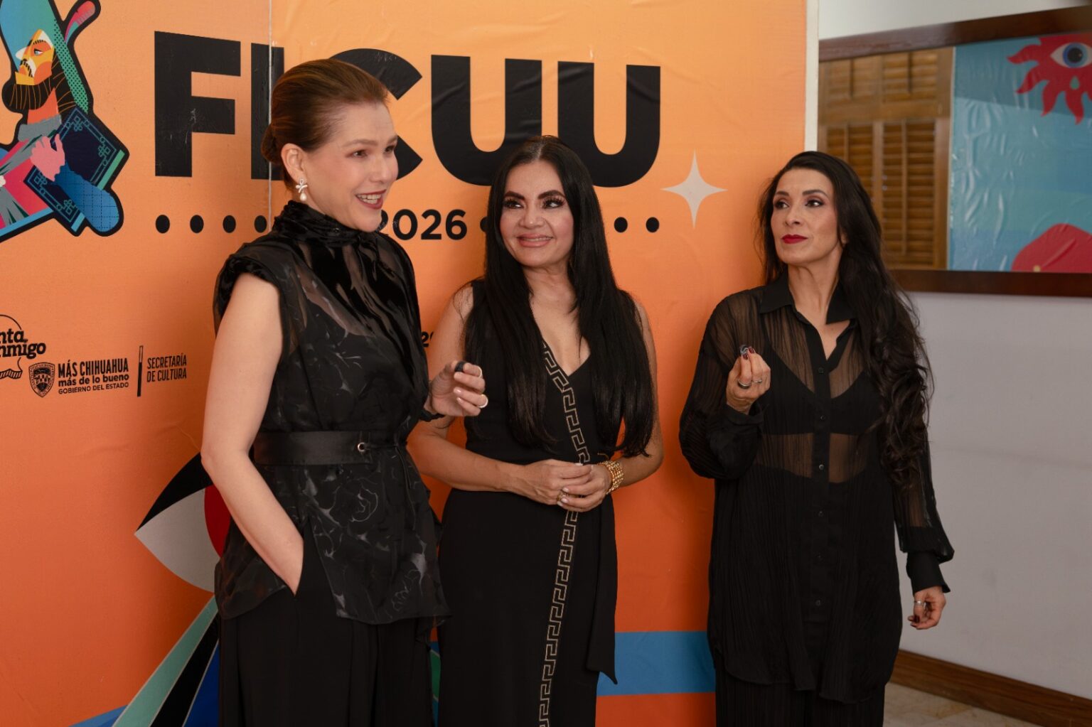 Disfrutan chihuahuenses de “Los Monólogos de la Vagina” durante el FICUU 2026